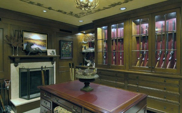 hunters-gun-room-design-with-fireplace