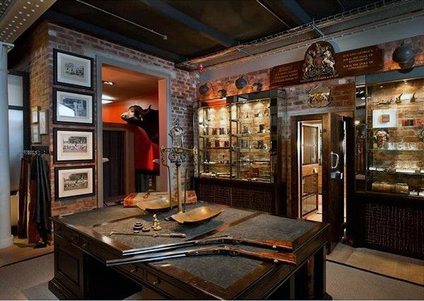 incredible-gun-room-shop-design-traditional-decor