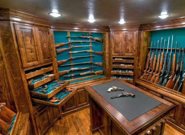 traditional-masculine-wood-gun-room