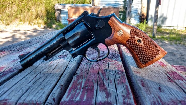 Model 19 Classic