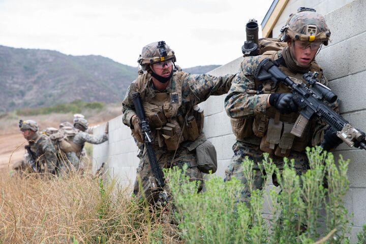 POTD: U.S. Marines in Supersquad 2020 -The Firearm Blog