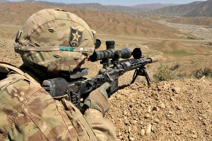 AMERICAN sniper - Sniping in Afghanistan (310m HEADSHOT) US Sniper