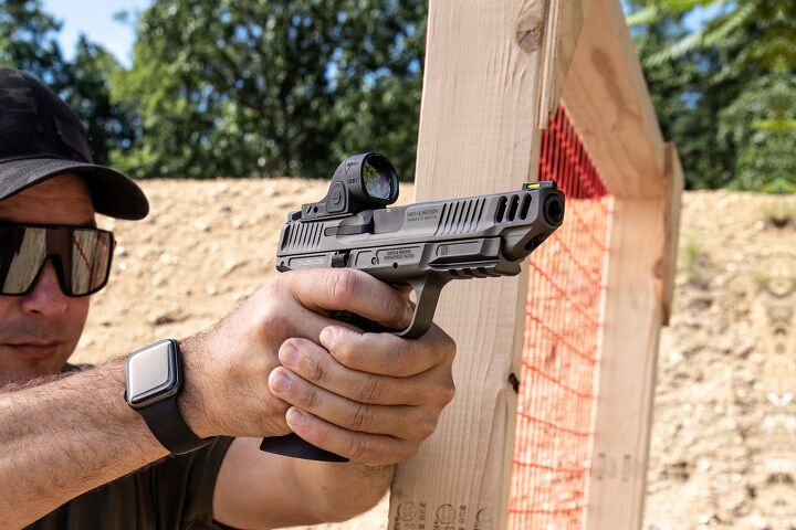 New S&W Performance Center METAL Series M&P9 M2.0 Competitor Pistol